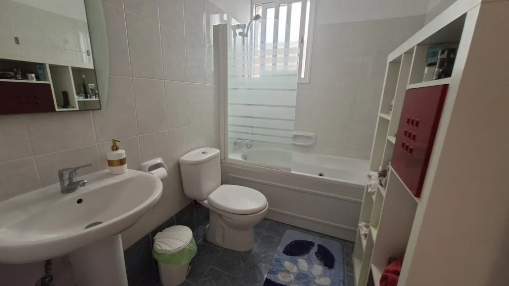 2 Bedroom Apartment for Rent in Paphos – Universal