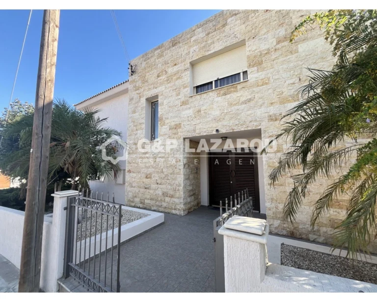 5 Bedroom House for Sale in Limassol – Agios Athanasios