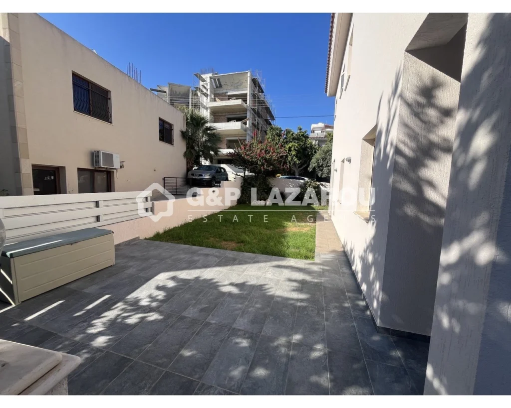 5 Bedroom House for Sale in Limassol – Agios Athanasios