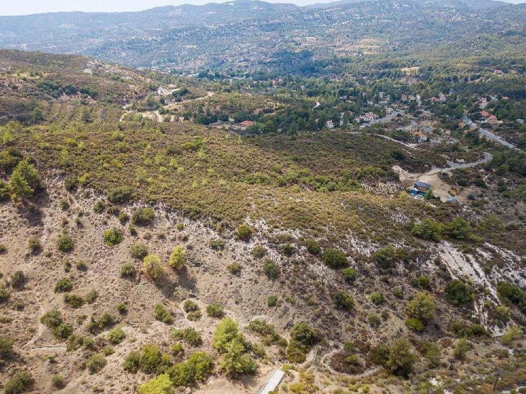 5,352m² Plot for Sale in Trimiklini, Limassol District
