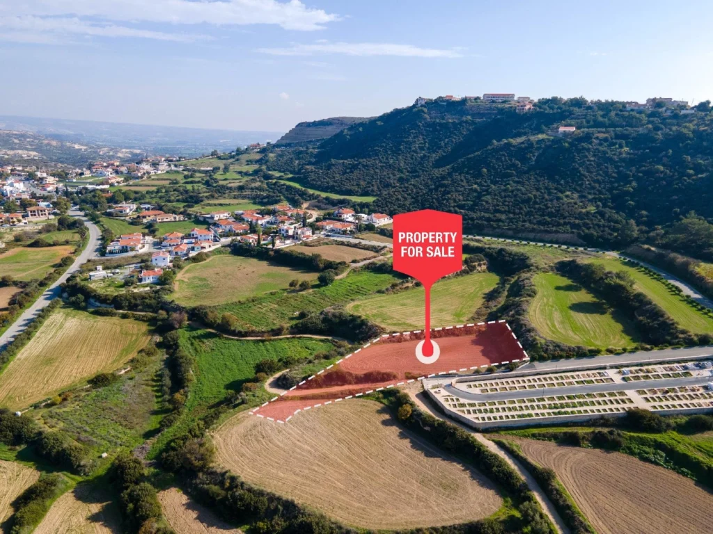 3,011m² Plot for Sale in Pissouri, Limassol District