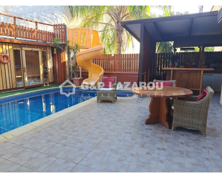 5 Bedroom House for Sale in Limassol – Agia Fyla