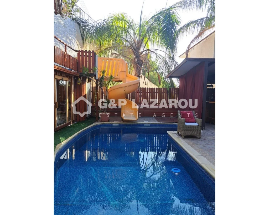 5 Bedroom House for Sale in Limassol – Agia Fyla