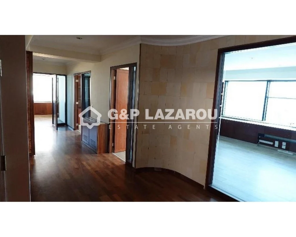 208m² Office for Rent in Agia Triada, Limassol District