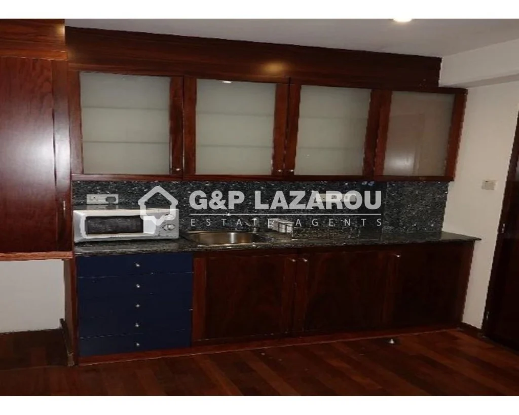 208m² Office for Rent in Agia Triada, Limassol District