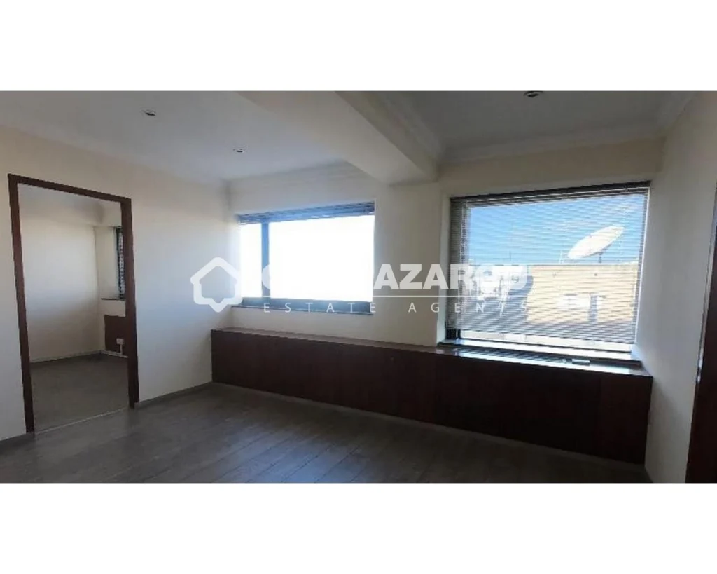 208m² Office for Rent in Agia Triada, Limassol District
