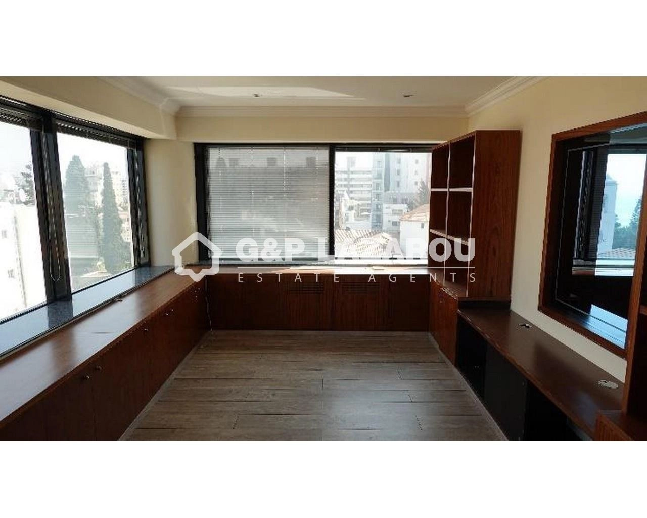 208m² Office for Rent in Agia Triada, Limassol District