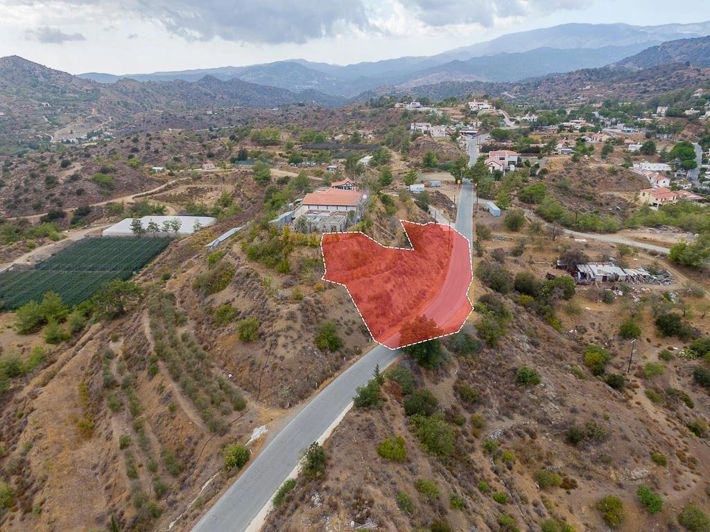 2,331m² Plot for Sale in Kalo Chorio Lemesou, Limassol District