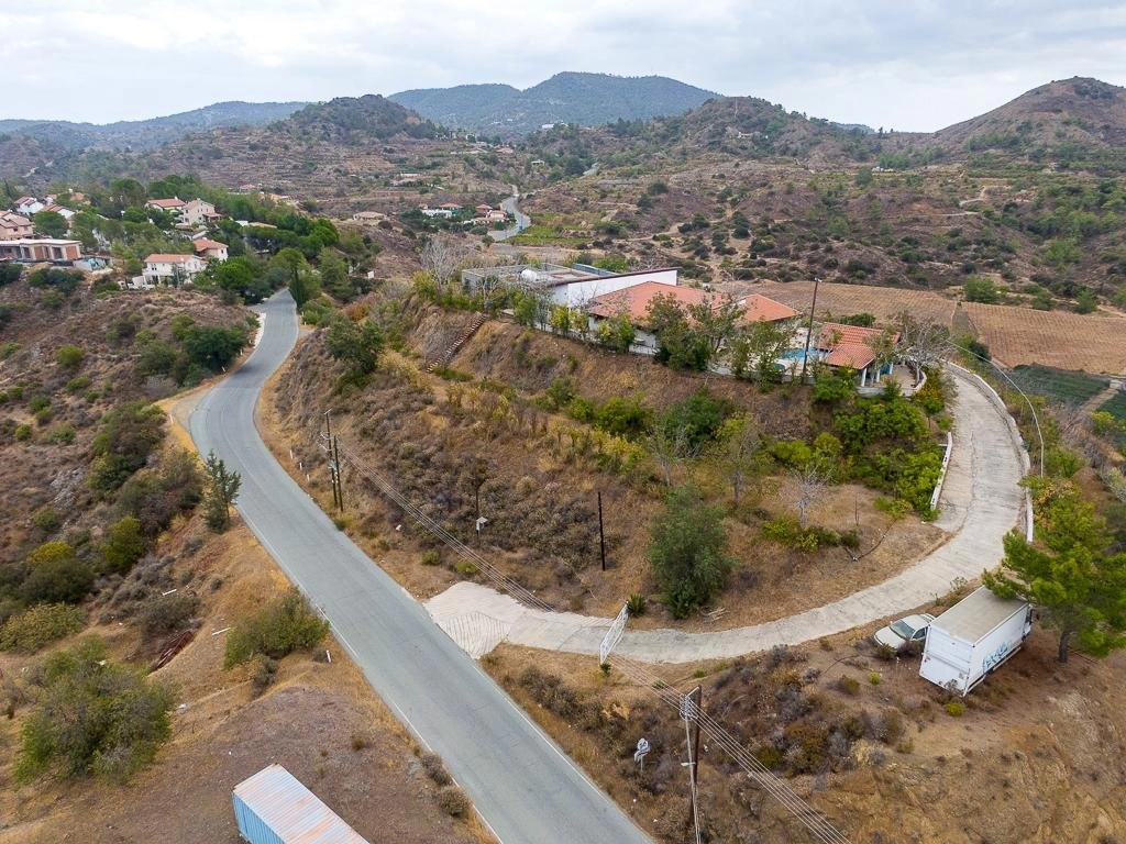 2,331m² Plot for Sale in Kalo Chorio Lemesou, Limassol District
