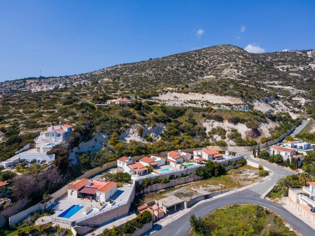 17,064m² Plot for Sale in Pegeia, Paphos District