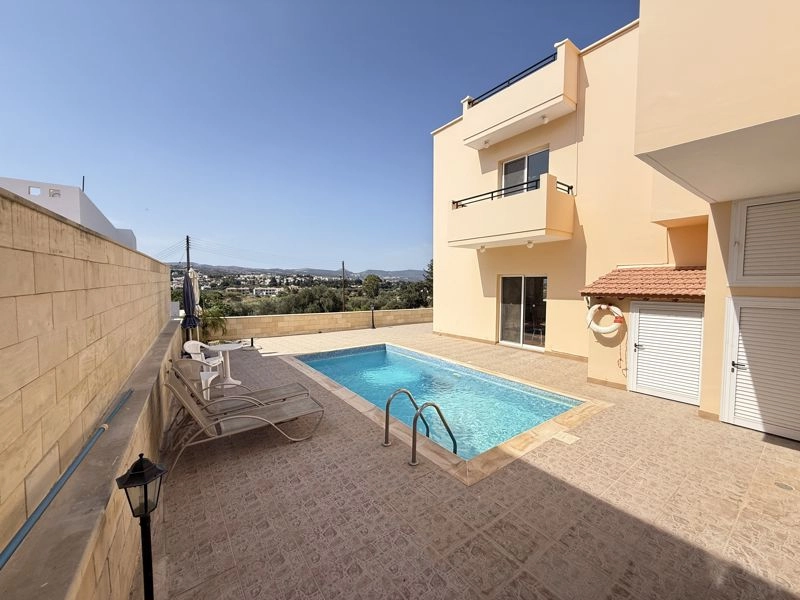 4 Bedroom Apartment for Sale in Paphos District