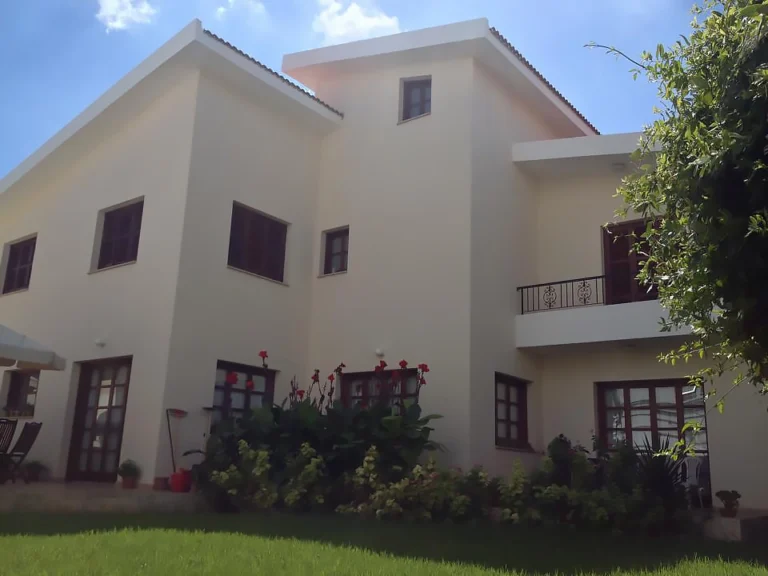 5 Bedroom House for Sale in Aglantzia, Nicosia District