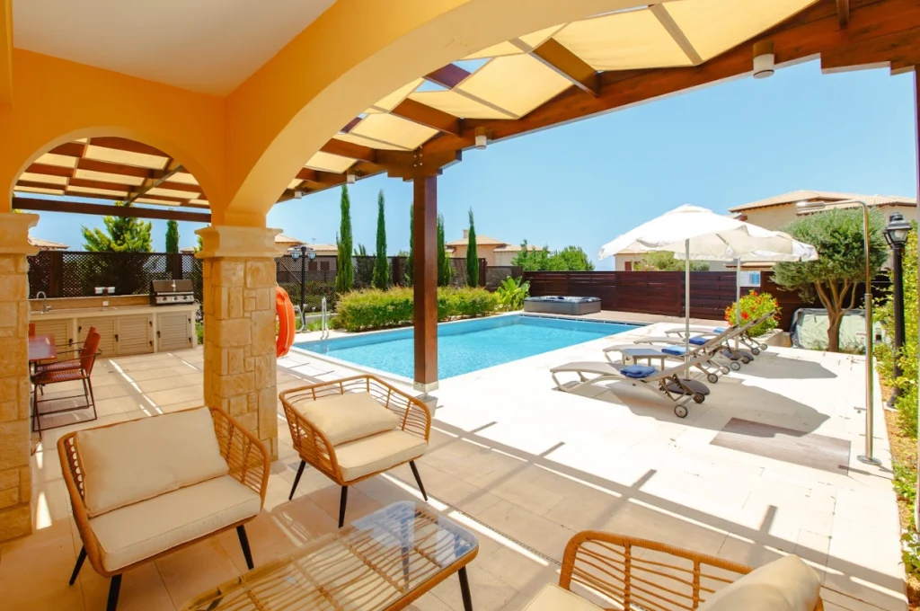 3 Bedroom House for Sale in Kouklia, Paphos District