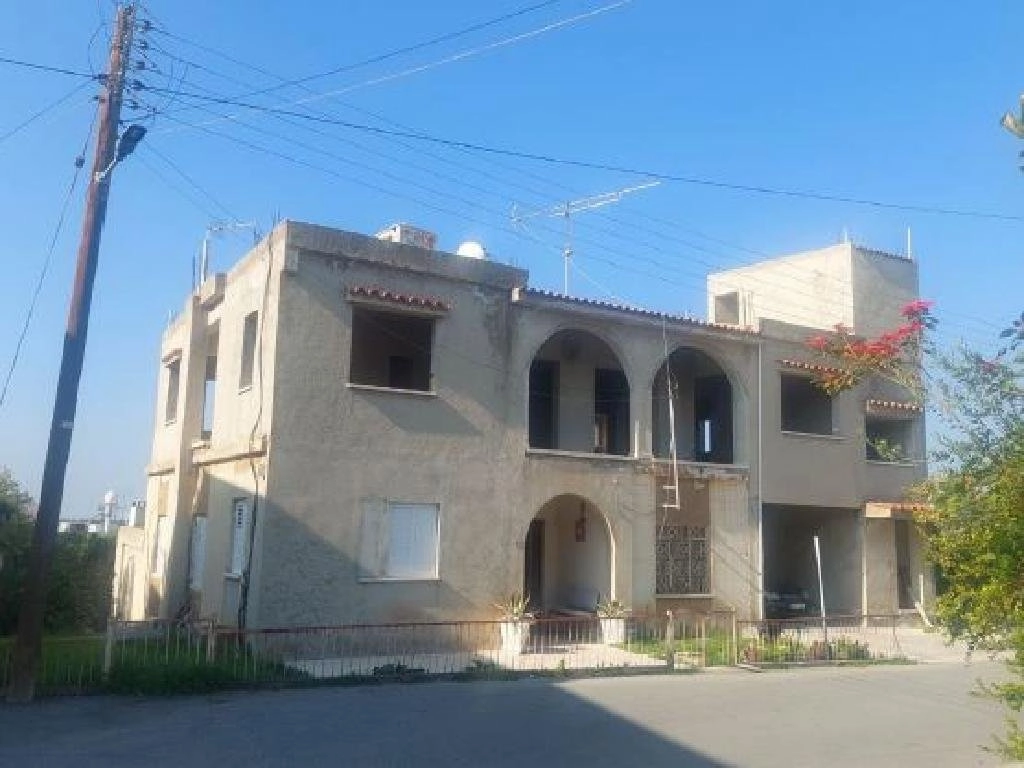 320m² Building for Sale in Empa, Paphos District