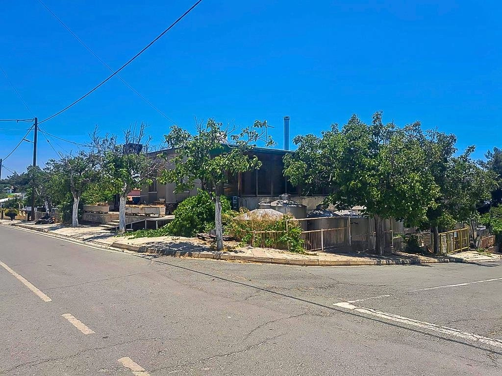 330m² Building for Sale in Paphos District