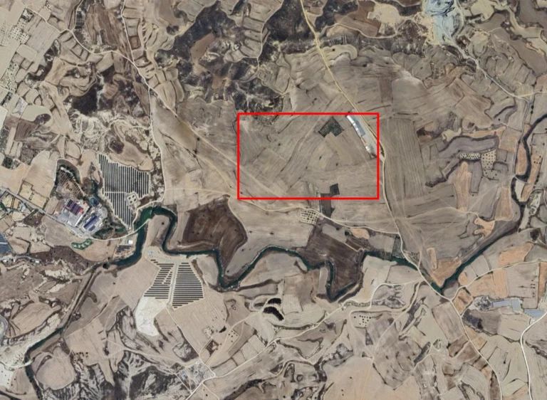 7,358m² Plot for Sale in Agia Varvara Lefkosias, Nicosia District