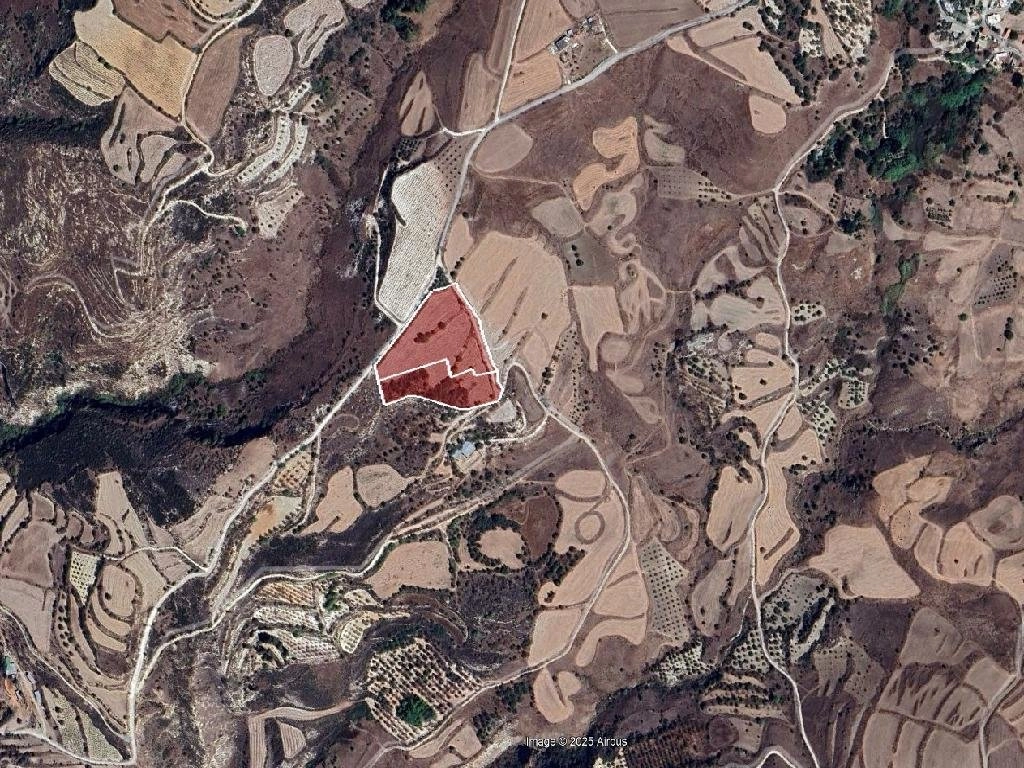 16,723m² Plot for Sale in Paphos District