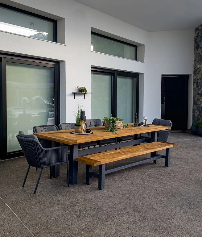 6+ Bedroom House for Sale in Louvaras, Limassol District