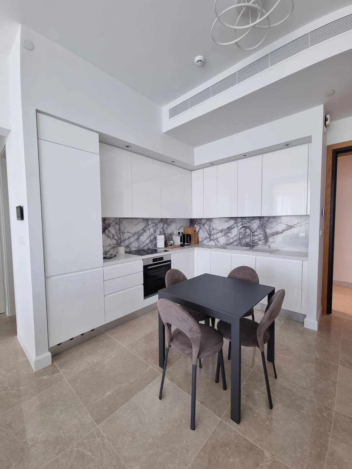 1 Bedroom Apartment for Rent in Germasogeia – Tourist Area, Limassol District