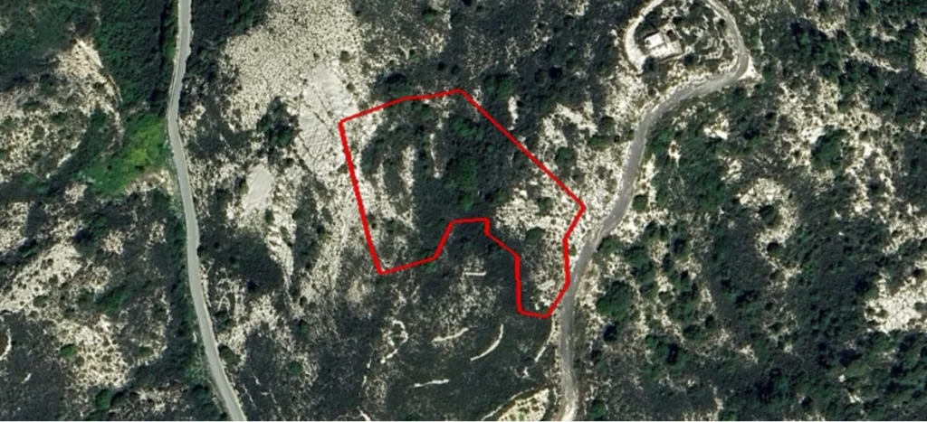 7,860m² Plot for Sale in Koilani, Limassol District