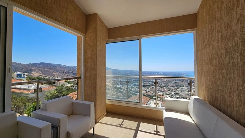 255m² House for Sale in Peyia, Paphos District