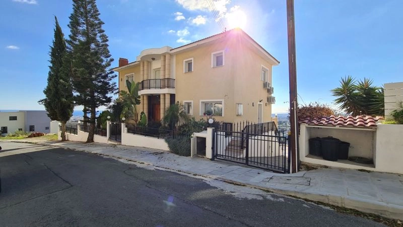 338m² House for Sale in Limassol – Agia Fyla