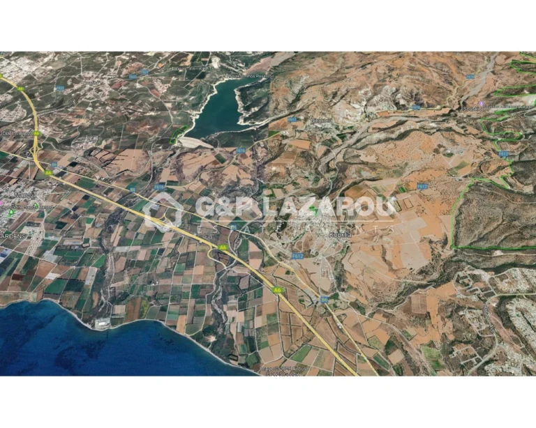 3,679m² Plot for Sale in Kouklia, Paphos District