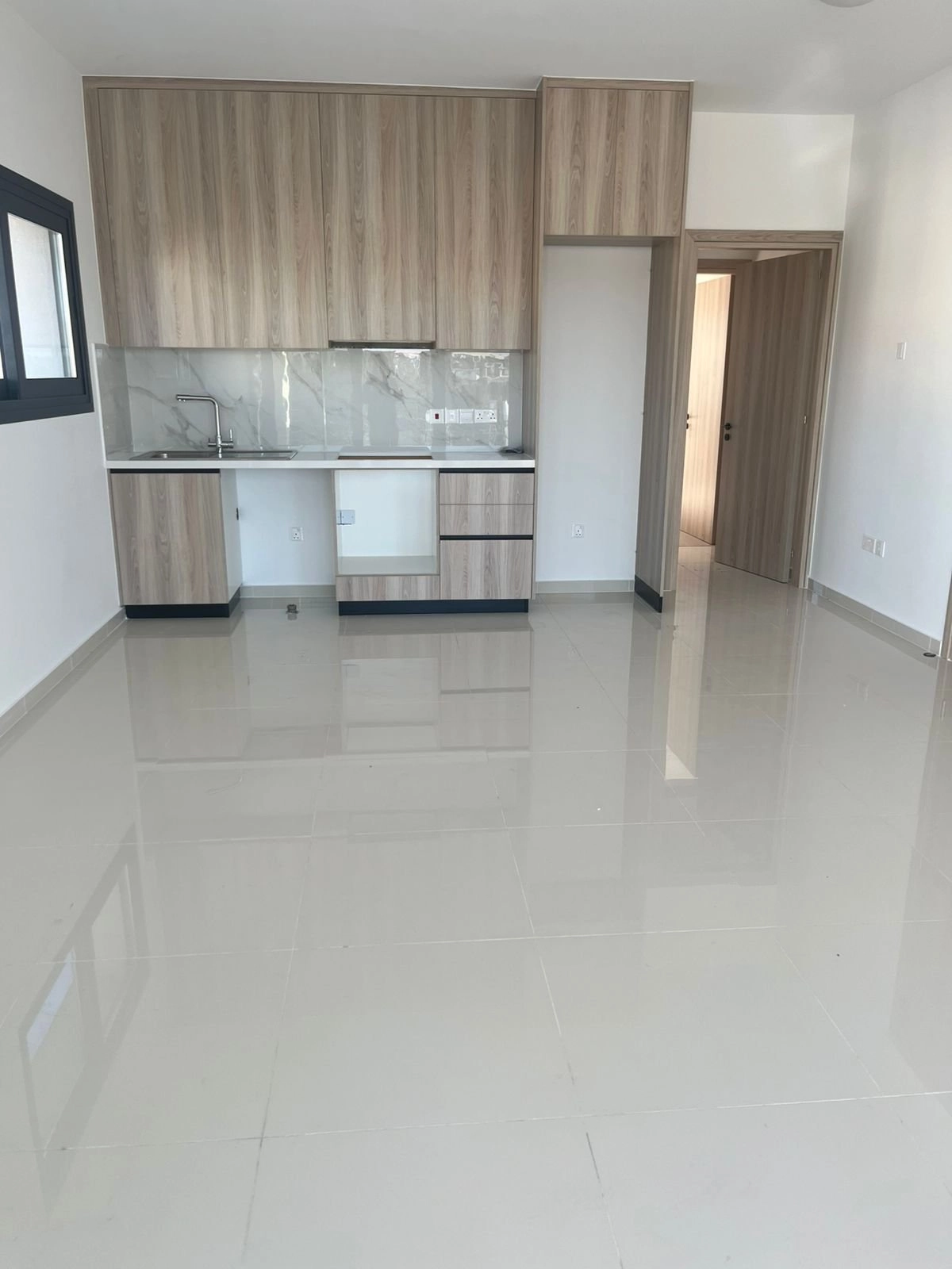 1 Bedroom Apartment for Sale in Germasogeia, Limassol District