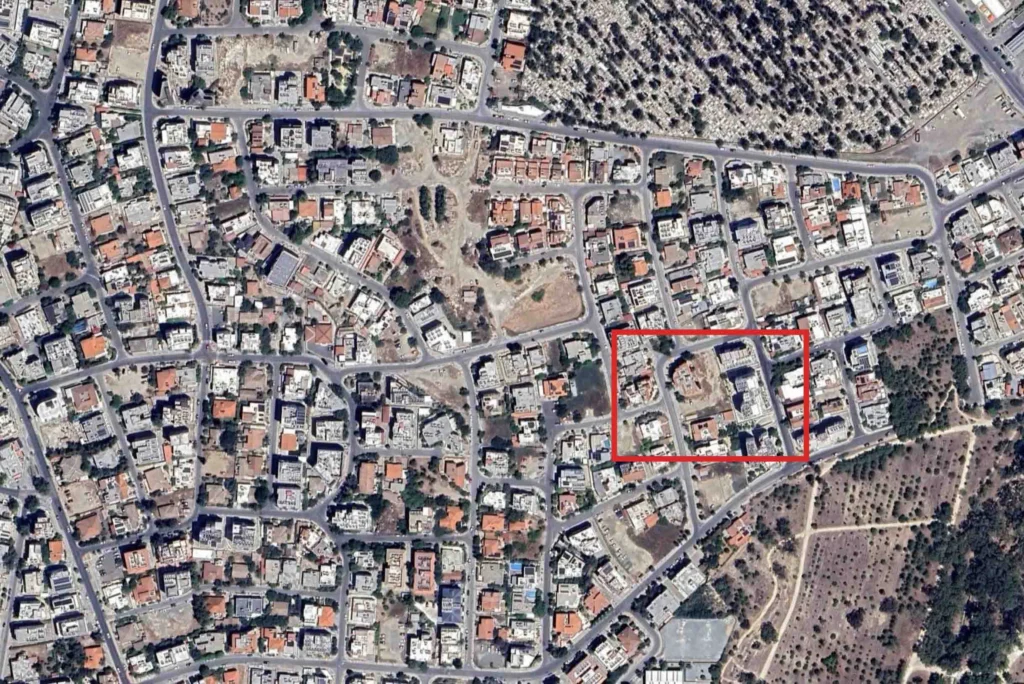 606m² Plot for Sale