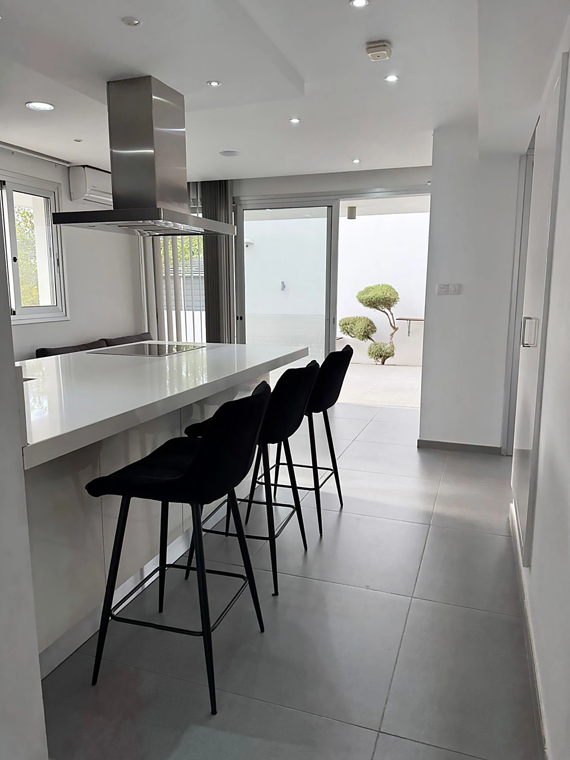 4 Bedroom House for Sale