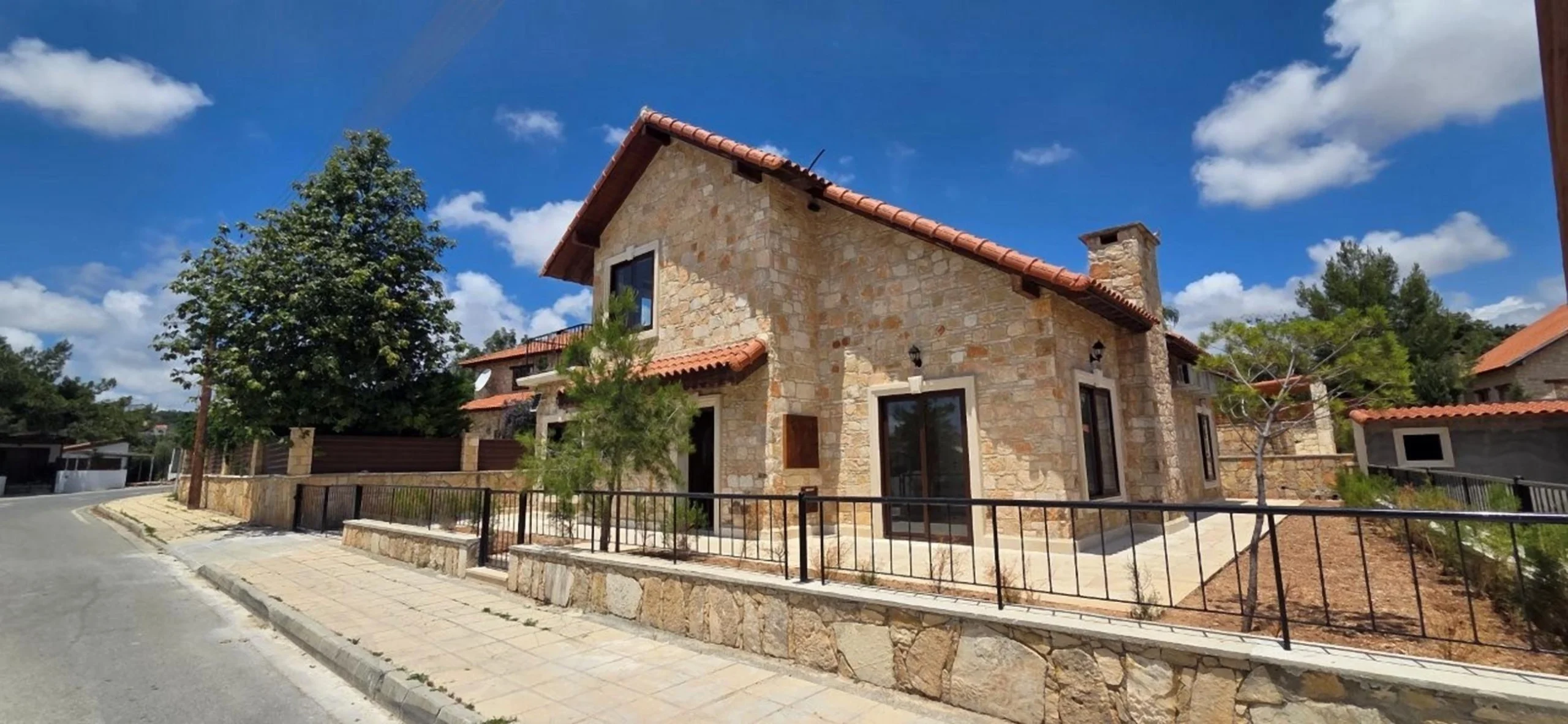 4 Bedroom House for Sale in Souni, Limassol District