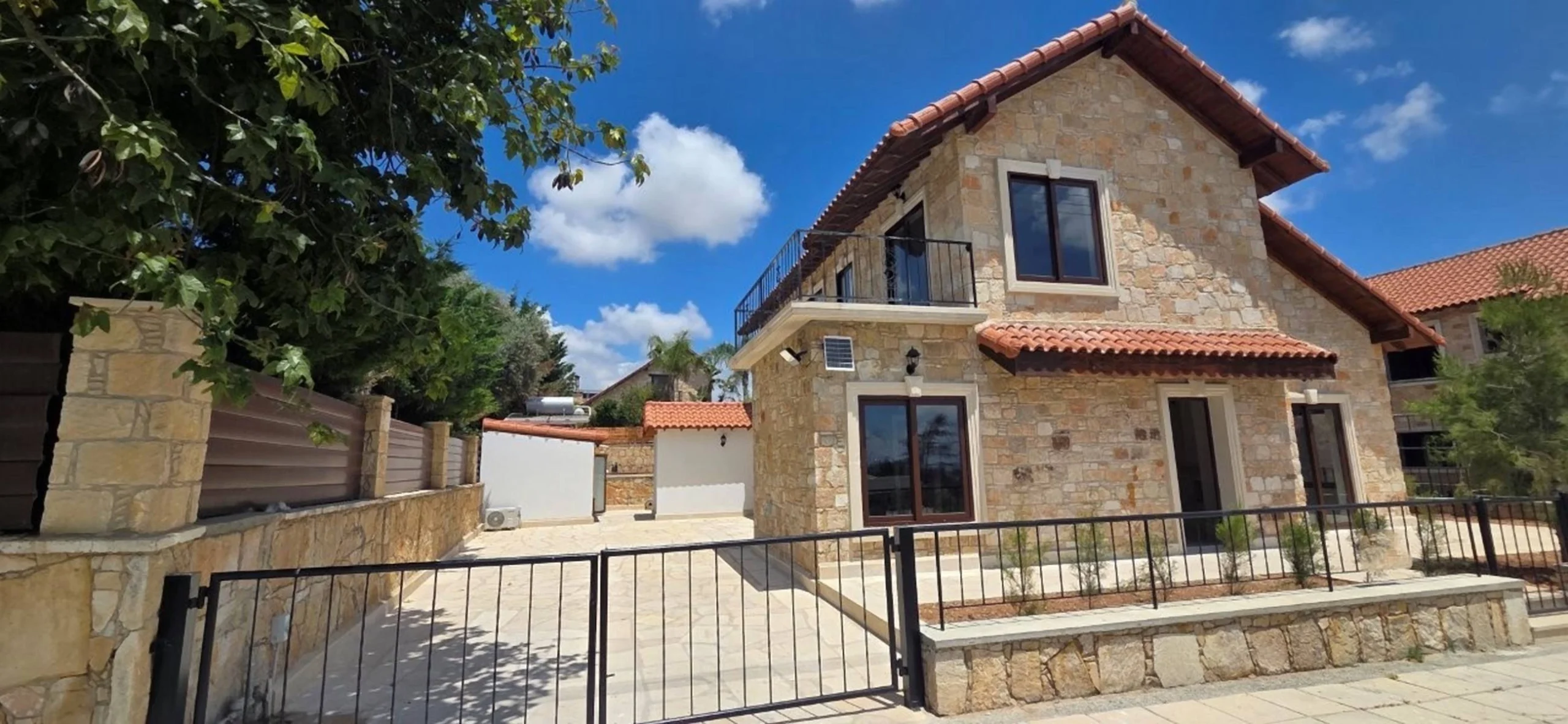 4 Bedroom House for Sale in Souni, Limassol District