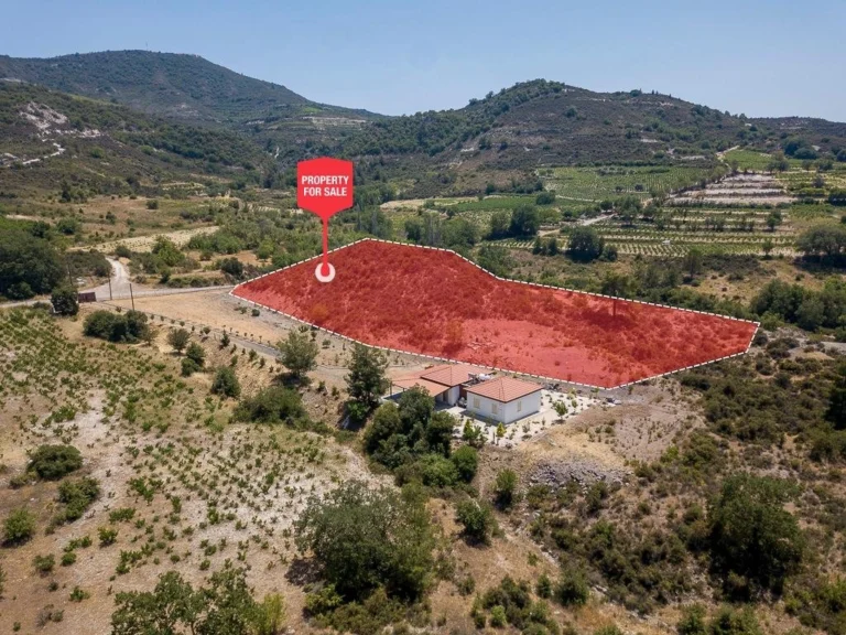 6,587m² Plot for Sale in Mandria, Limassol District