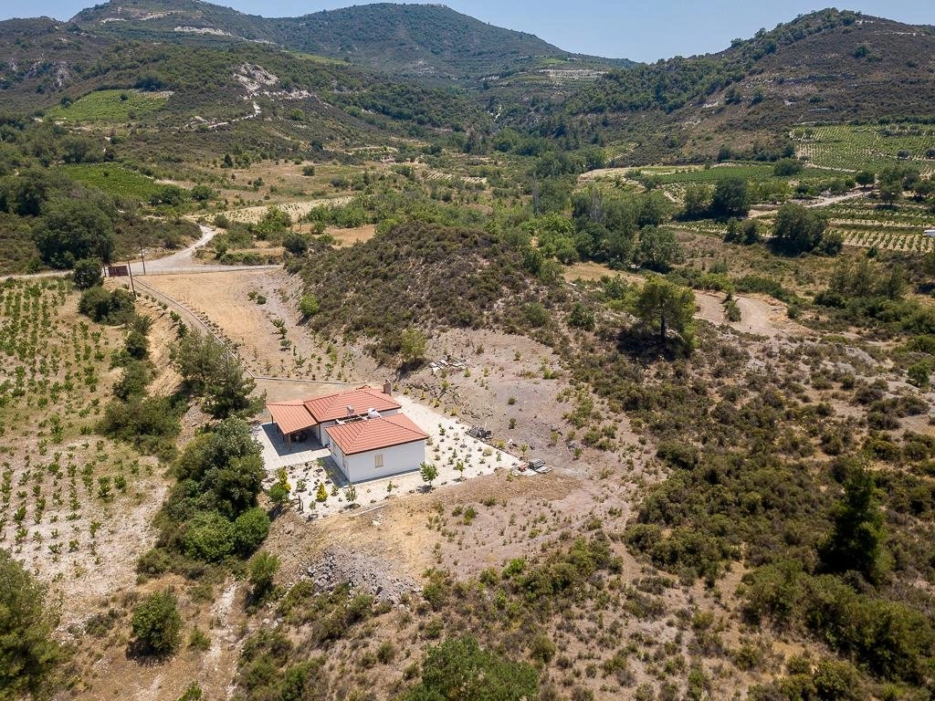 6,587m² Plot for Sale in Mandria, Limassol District