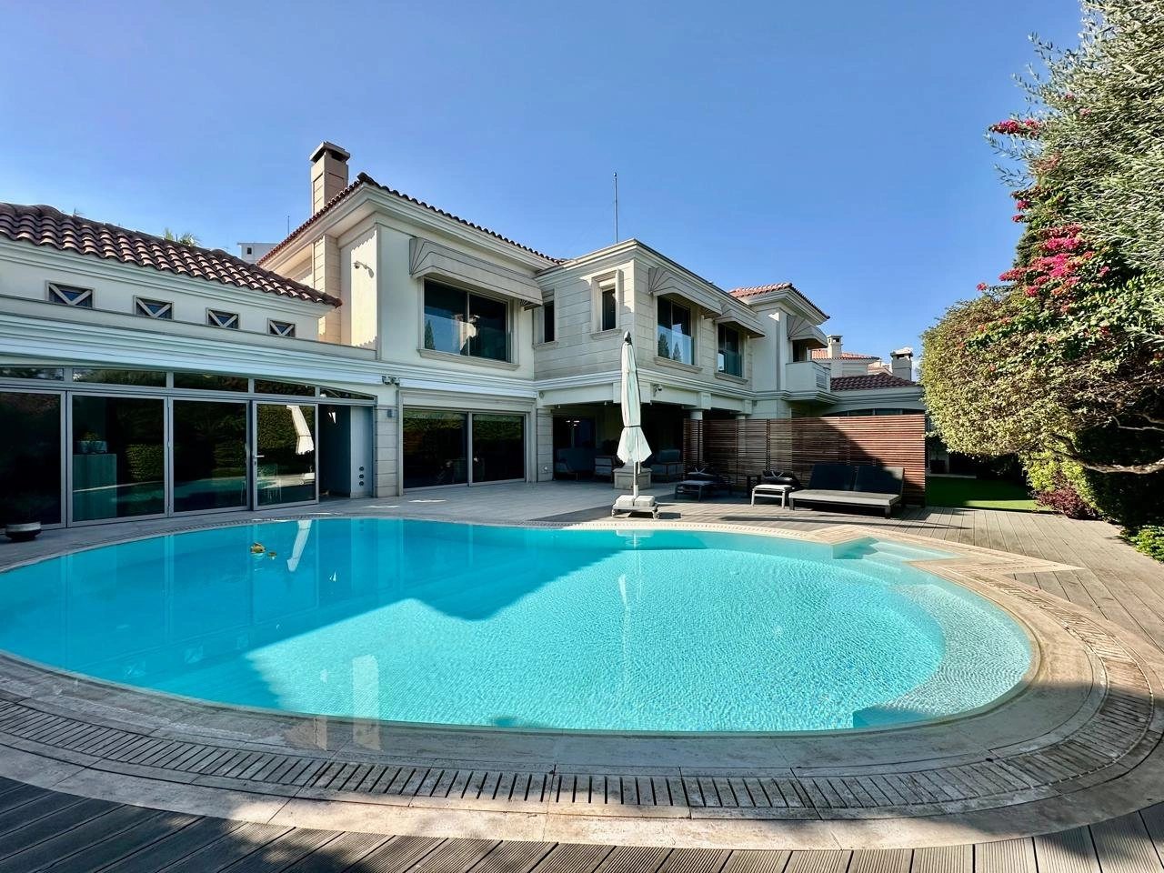5 Bedroom House for Sale in Limassol District