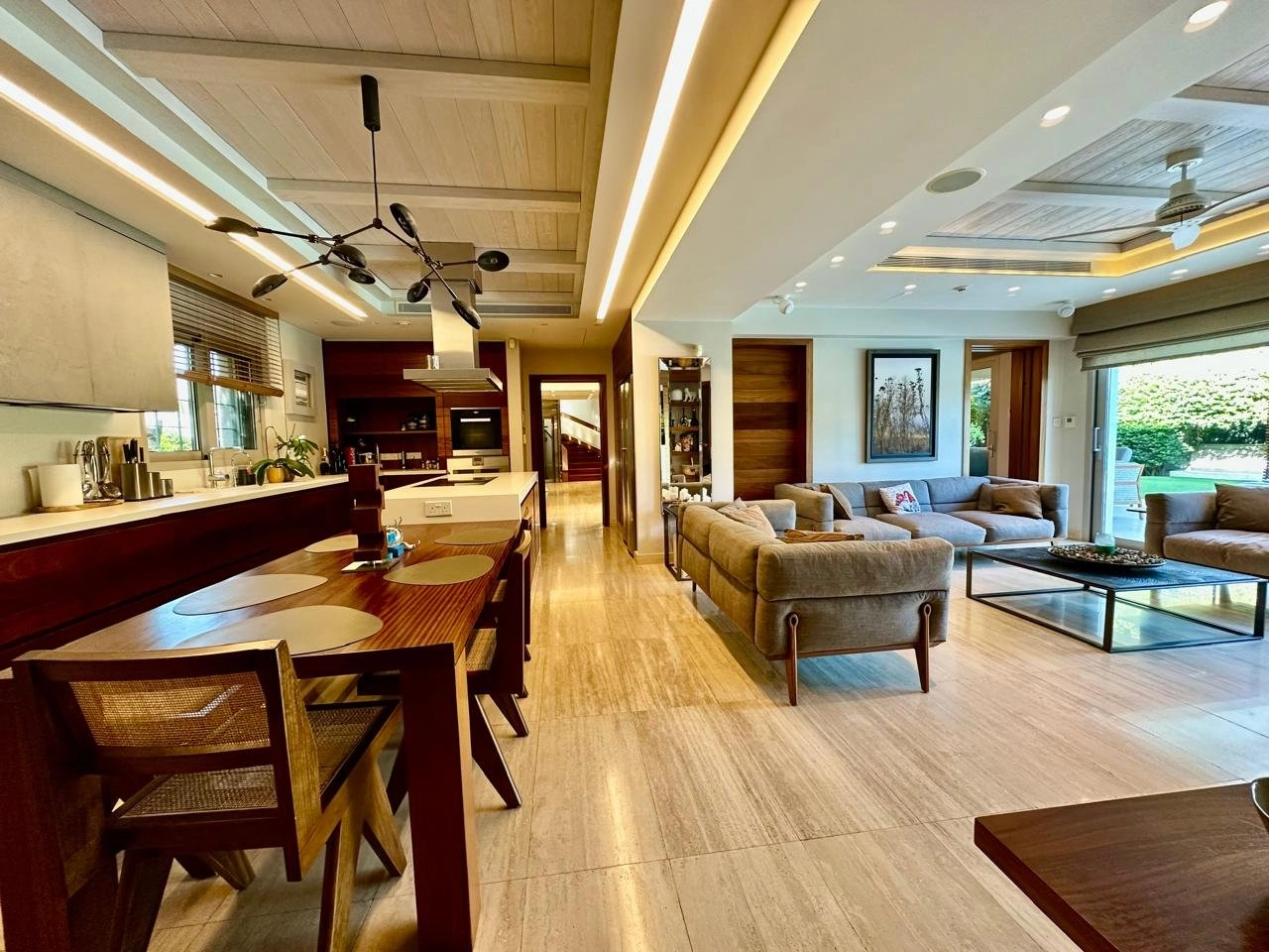 5 Bedroom House for Sale in Limassol District