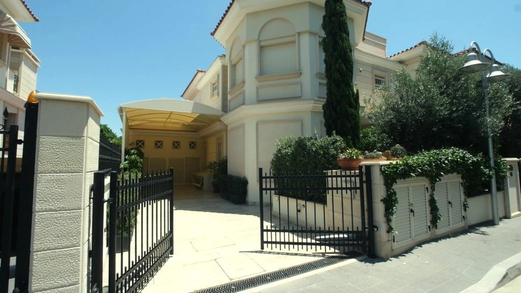5 Bedroom House for Sale in Limassol District