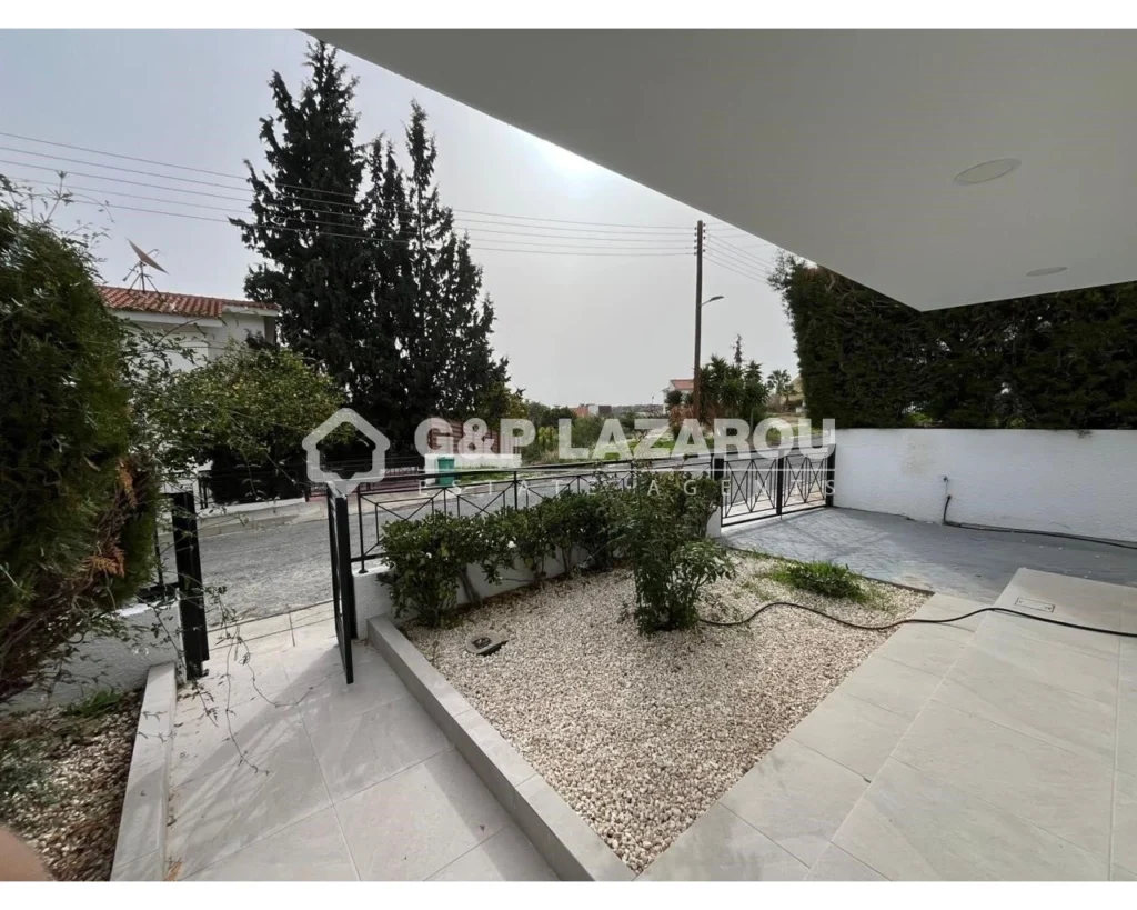 2 Bedroom House for Rent in Agios Tychonas, Limassol District