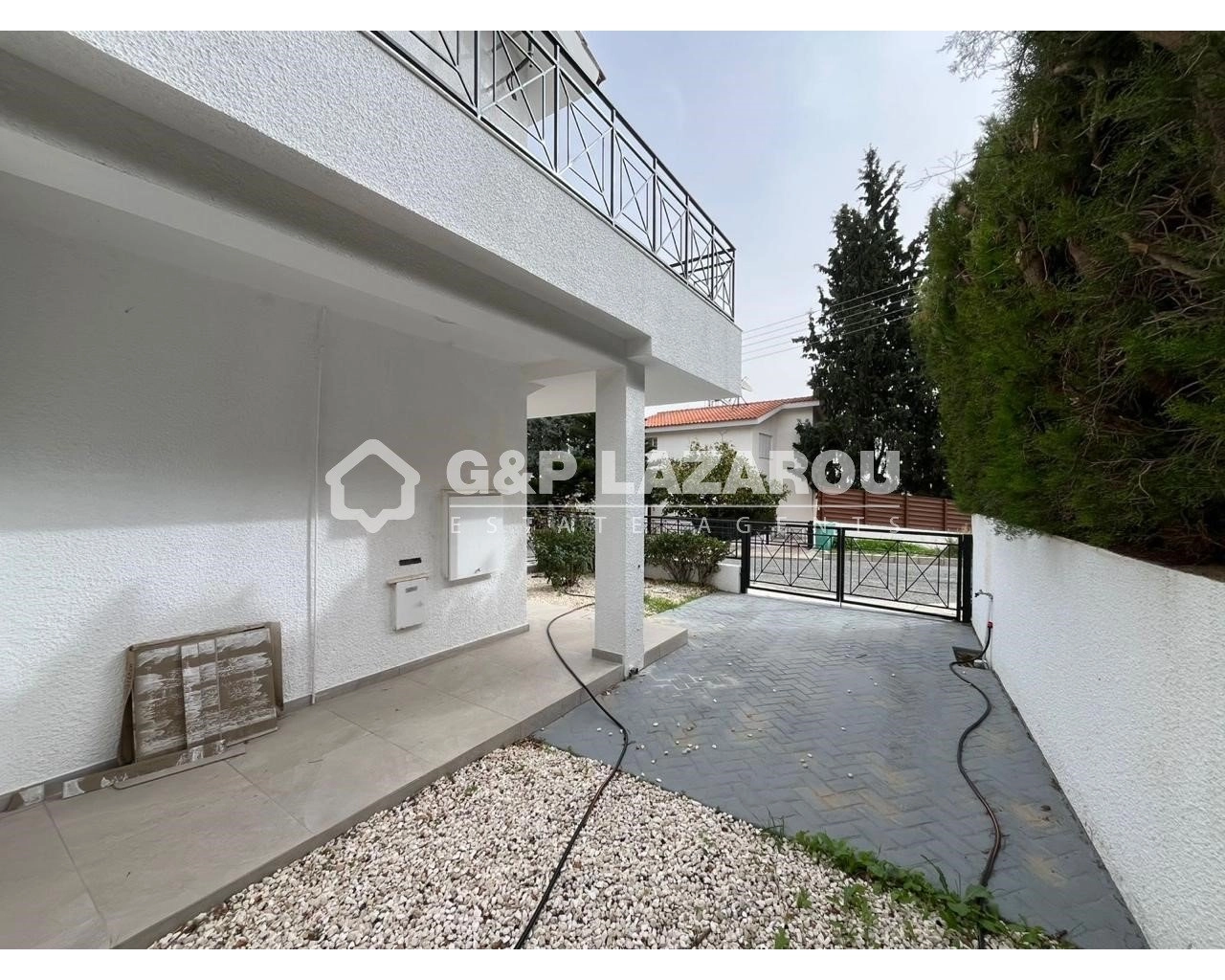 2 Bedroom House for Rent in Agios Tychonas, Limassol District