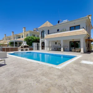 5 Bedroom House for Sale in Kapparis, Famagusta District