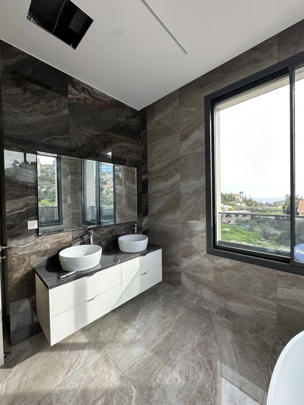 3 Bedroom House for Sale in Agios Tychonas, Limassol District