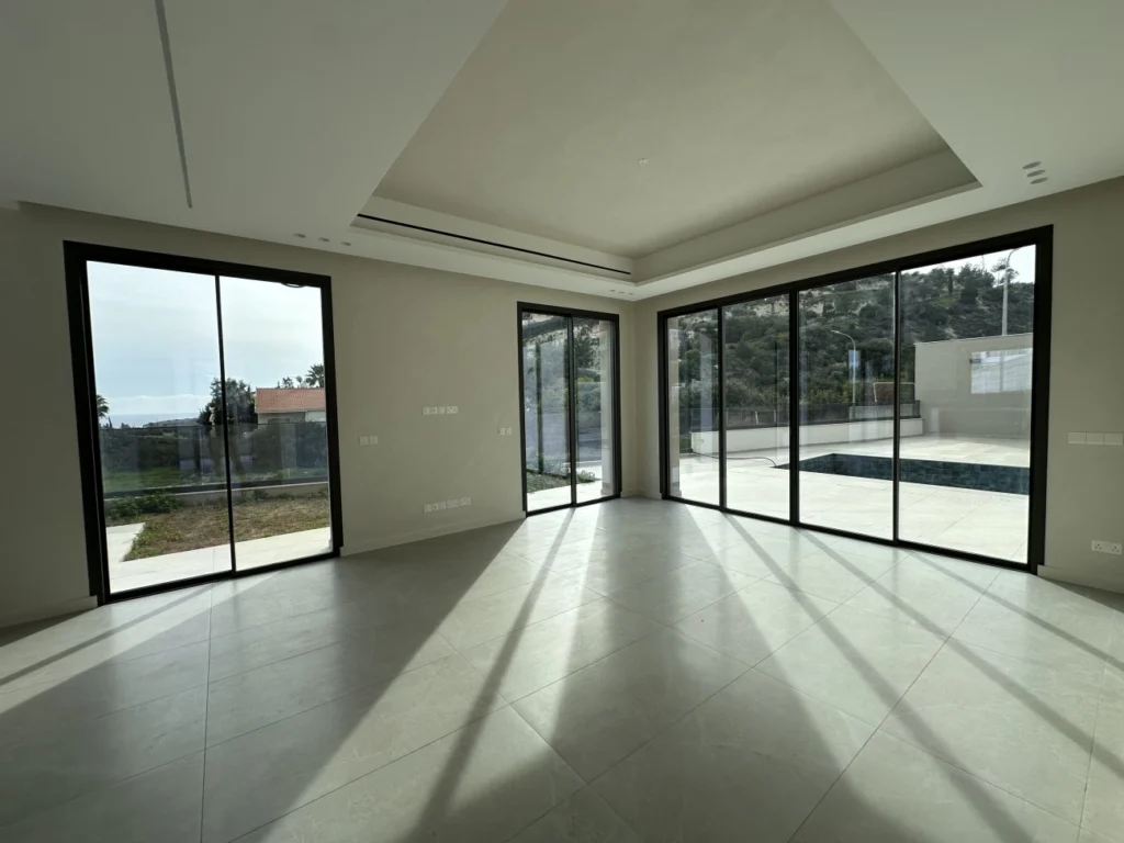3 Bedroom House for Sale in Agios Tychonas, Limassol District