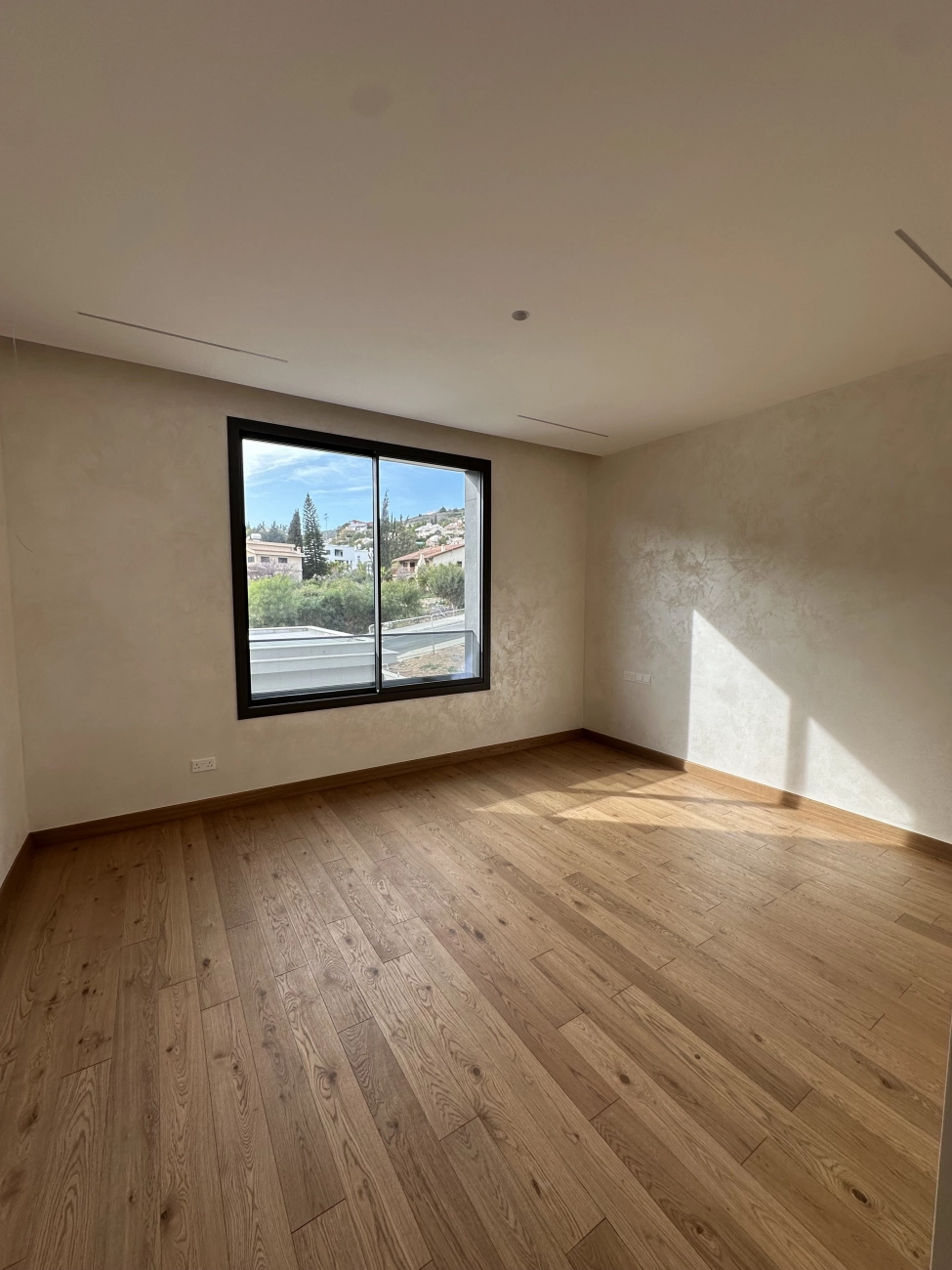 3 Bedroom House for Sale in Agios Tychonas, Limassol District