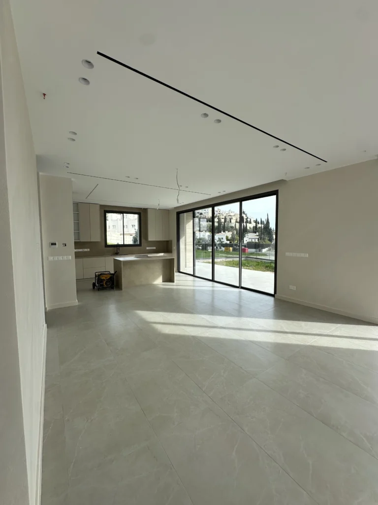 3 Bedroom House for Sale in Agios Tychonas, Limassol District
