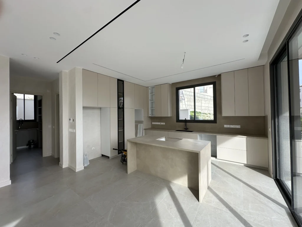 3 Bedroom House for Sale in Agios Tychonas, Limassol District