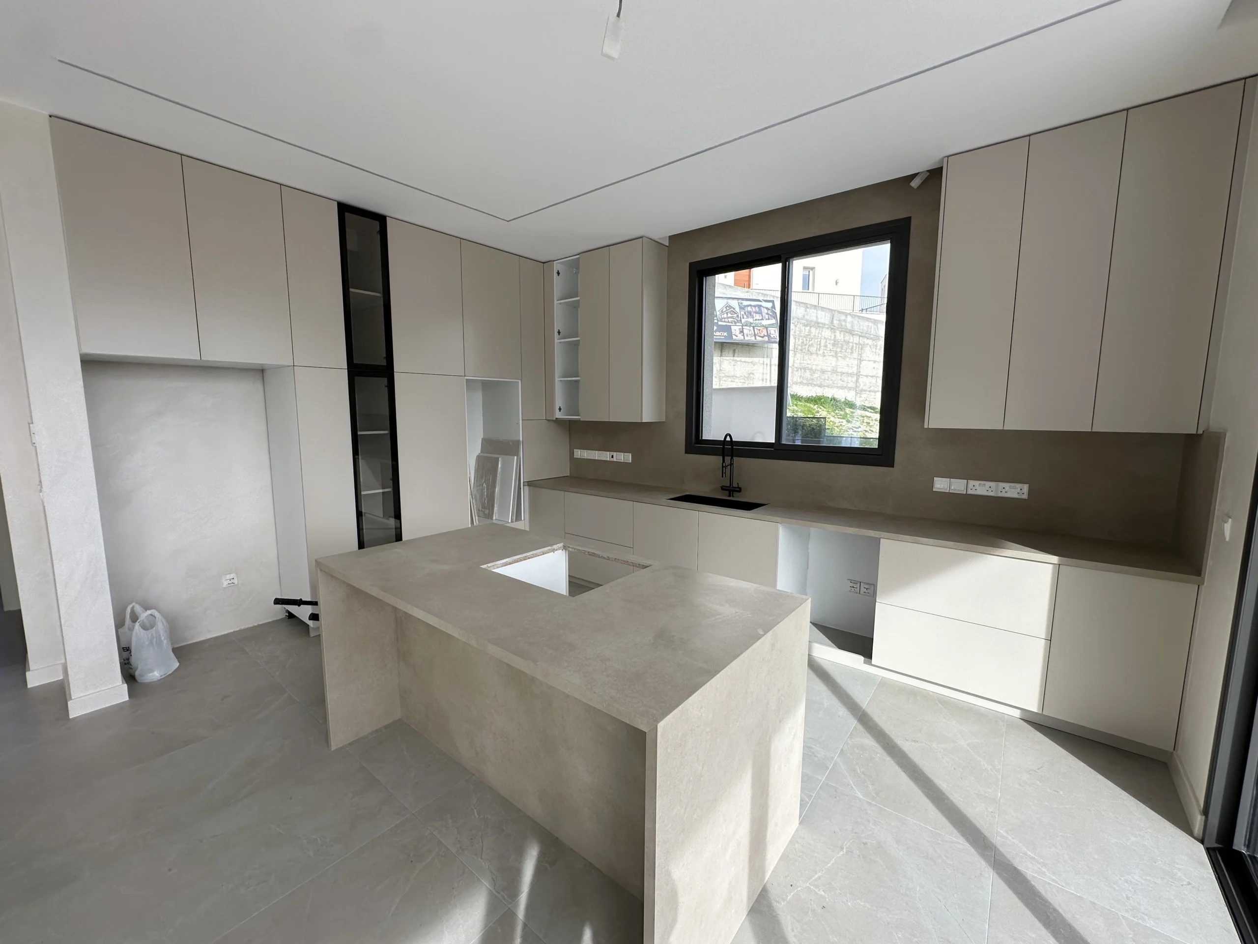 3 Bedroom House for Sale in Agios Tychonas, Limassol District