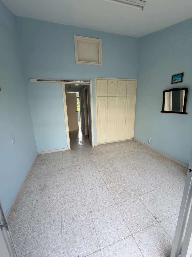 2 Bedroom House for Sale in Tombs Of the Kings, Paphos District
