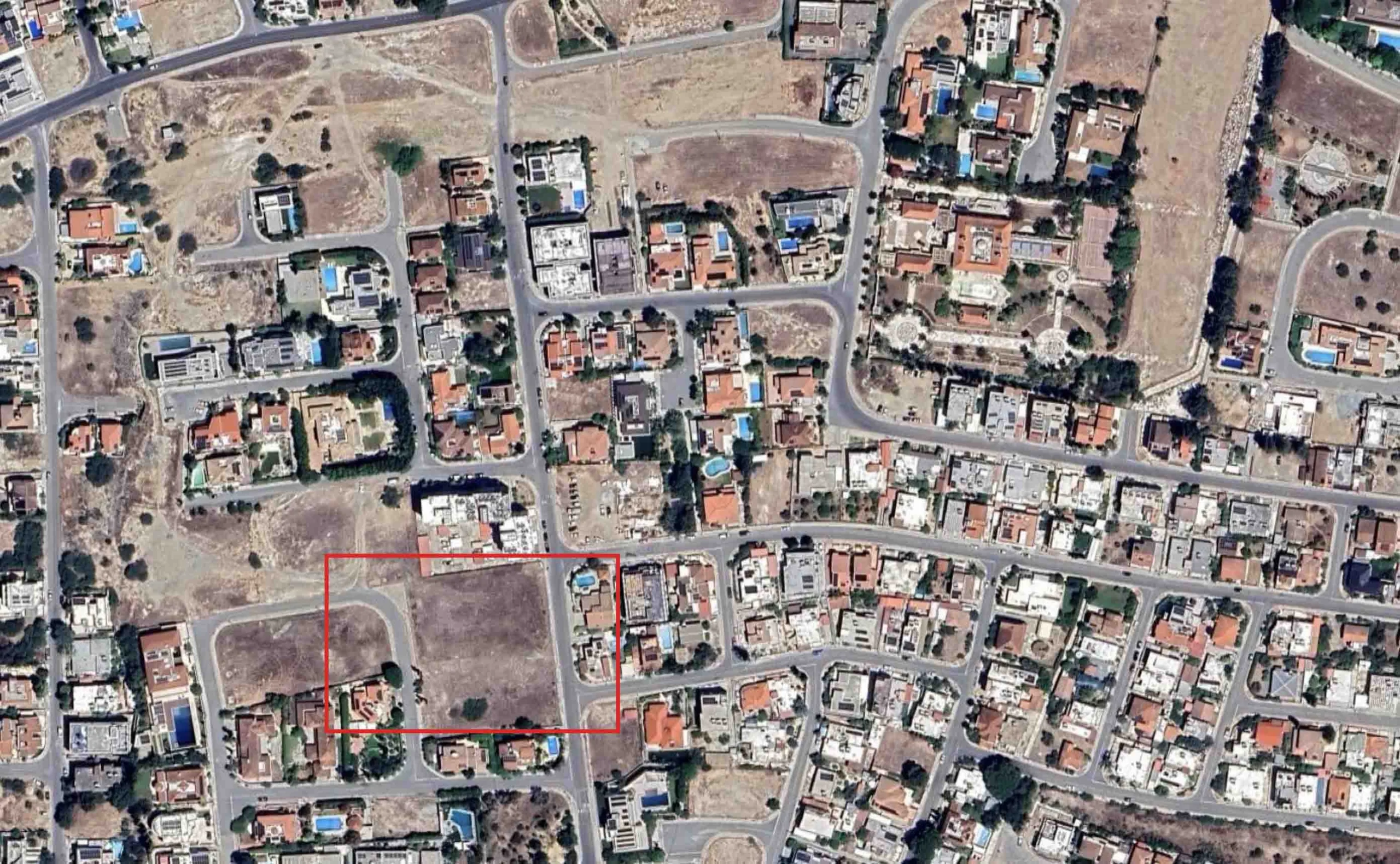 667m² Plot for Sale