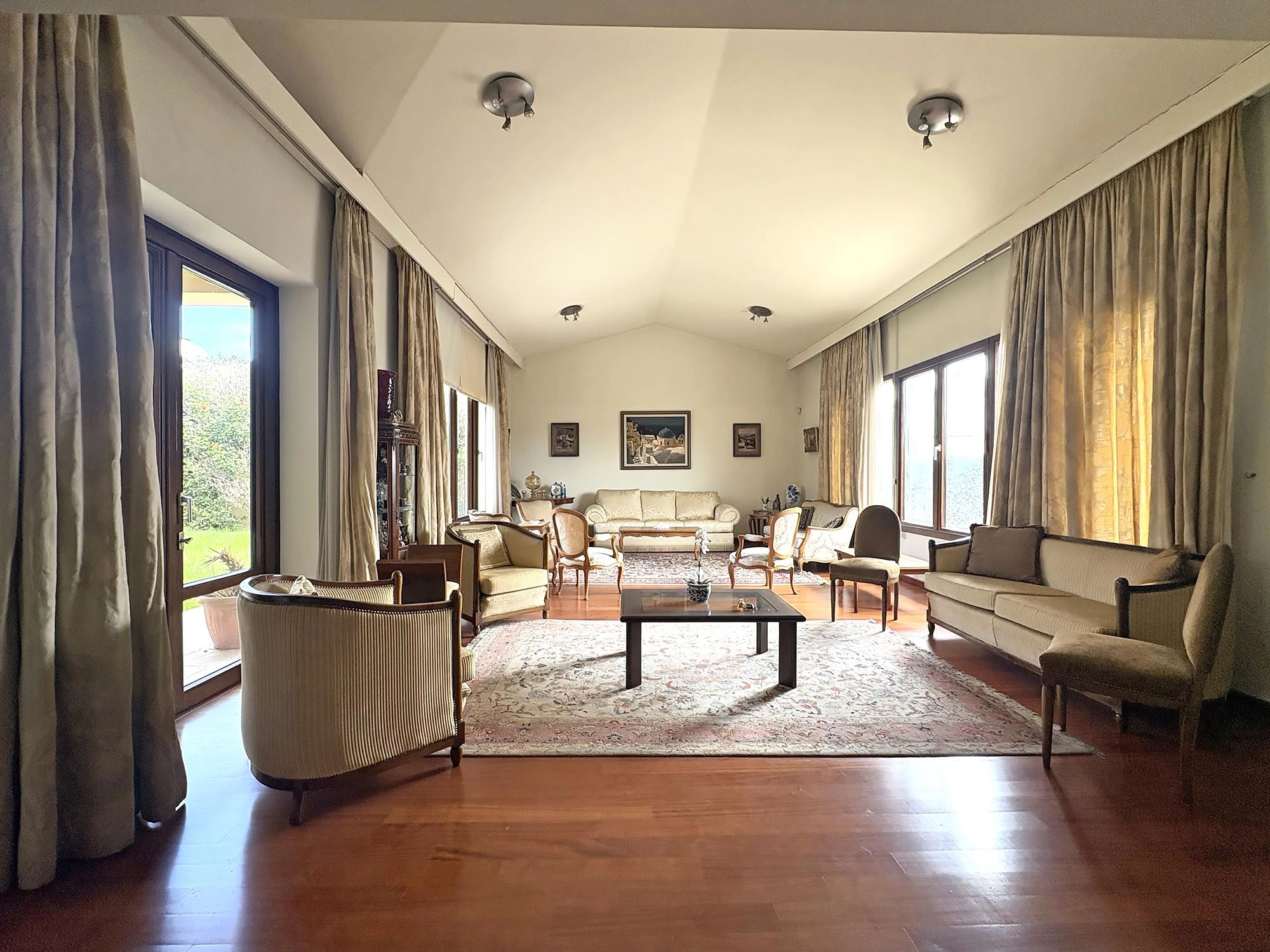 4 Bedroom House for Sale in Engomi, Nicosia District