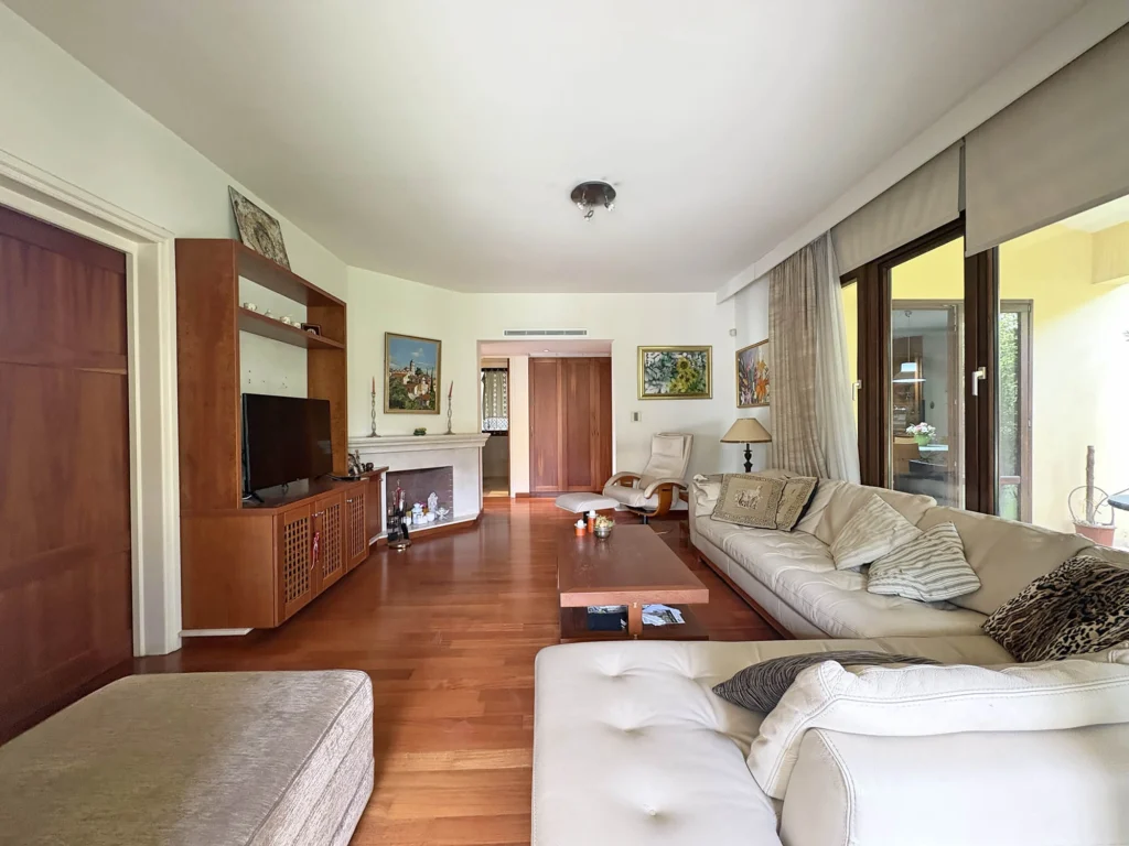 4 Bedroom House for Sale in Engomi, Nicosia District